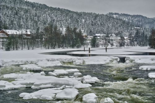 Kongsberg, Lågen- river