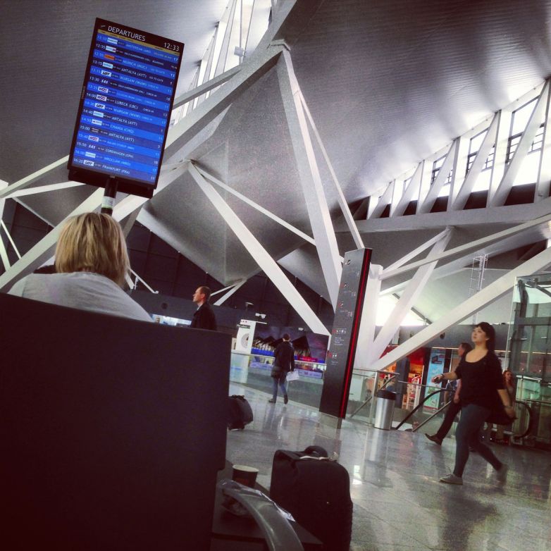 Gdansk airport, waiting time